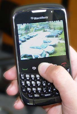 Fernzugriff über iphone/ipod Touch/iPad oder Windows Mobile Smartphone NEU: Blackberry Applikation Android - Applikation Live dabei Analog-Kameras IP-Kameras Bis zu 12 fps mit HSDPA