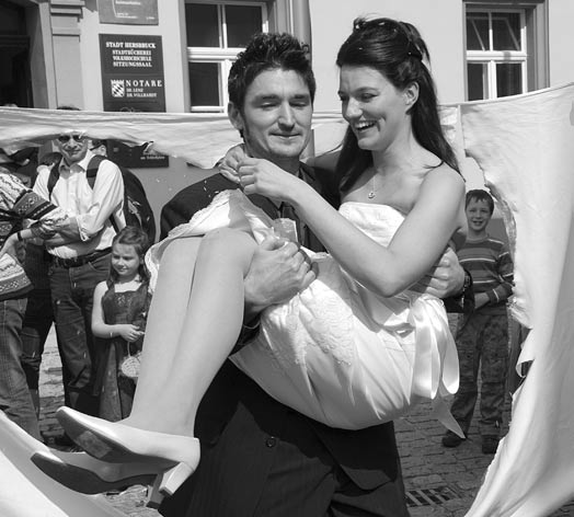 Sie haben sich getraut...... am Samstag, den 04.04.2009 gaben sich Daniela Große und Sebastian Pfund bei herrlichstem Kaiserwetter in Hersbruck das Ja-Wort.