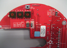 3.1.3 Einstellung der Eingangswerte 4 20 ma/0 10 V DC Die Einstellung der Eingangssignale 4 20 ma oder 0 10 V DC erfolgt auf der Hardware der OM1-Karte.