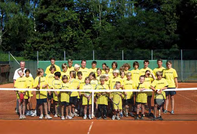 / tennis tennis / Tennisabteilung 2010 Tennisabteilung mit zahlreichen Aktivitäten.