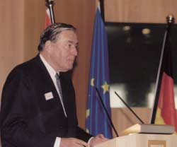 Bernhard Mihm, der Österreichische Handelsdelegierte in Frankfurt am Main Dkfm.