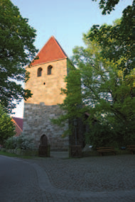 13 15 13 Weserkirche Buchholz Ausgeruht radeln Sie weiter und entdecken nach kurzer Strecke die Buchholzer Weserkirche aus dem 13. Jahrhundert.
