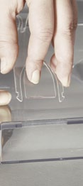convenient, stable and flexible: the transparent counter display t-tray made of uv- and shockresistant die-cast polycarbonate.