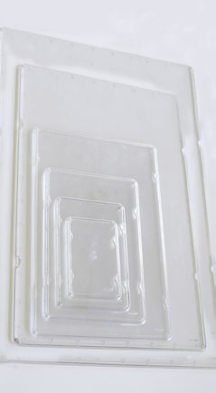 materiale plastico stampato ad iniezione, foglio protettivo flessibile e biadesivo trasparente : per una garanzia di tenuta, uniformità delle