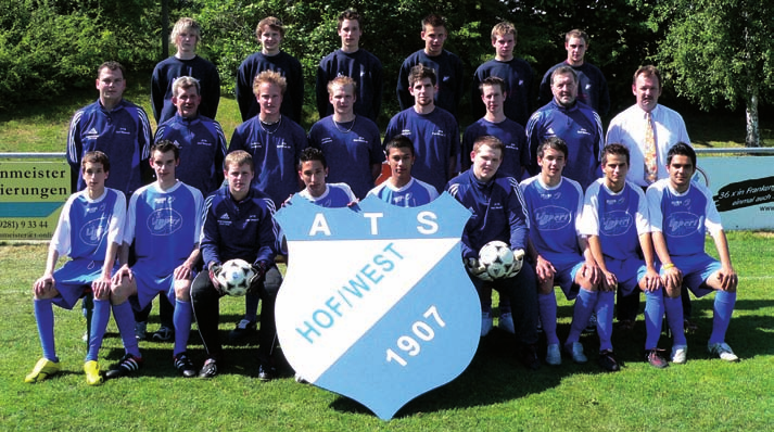 HIGHLIGHT des letzten Jahres A-Jugend Meister Kreisklasse Hof Saison 2005-2006 Die A-Jugend des ATS Hof West 07 e.v.