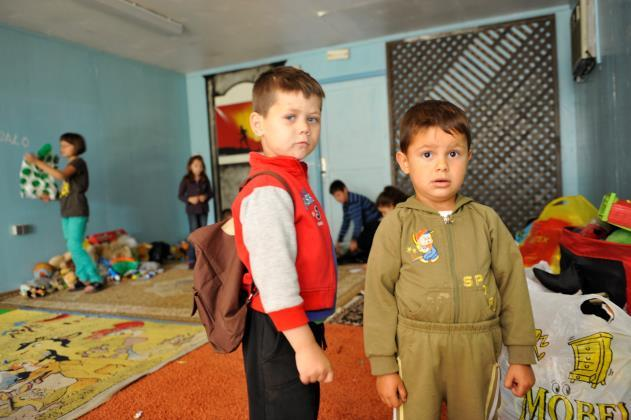 Betroffene Menschen Für die Kinder wurde in der Militärkaserne ein Spielraum