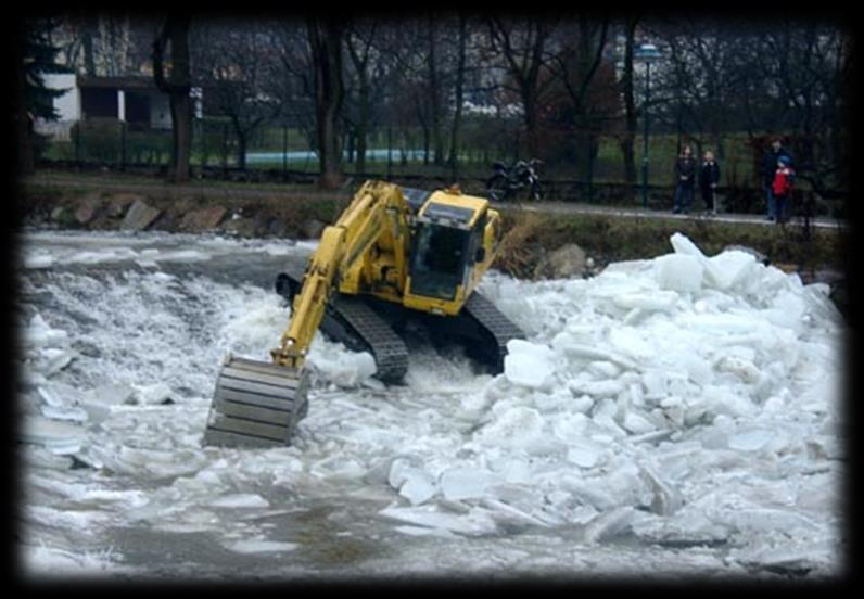 Überschwemmungen durch Eisbildung In Winter kann es ebenfalls durch veränderte Reibungsverhältnisse zu Überschwemmungen kommen.