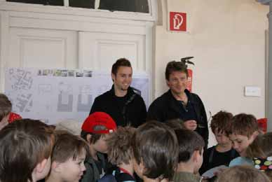 Ebenfalls im Rahmen dieses Parcours besuchten die Kinder die Baustelle des Zubaus der Villacher Musikschule.