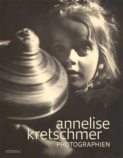 Publikation zur Ausstellung Annelise Kretschmer Photographien Annelise Kretschmer (1903 1987) gehört zu den großen deutschen Photographinnen, deren Werk einer breiten Öffentlichkeit lange Zeit