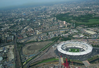 Die 30. Olympischen Sommerspiele (1) Alle Sportfans freuen sich auf den 27. Juli 2012. Dann beginnen die Olympischen Sommerspiele.