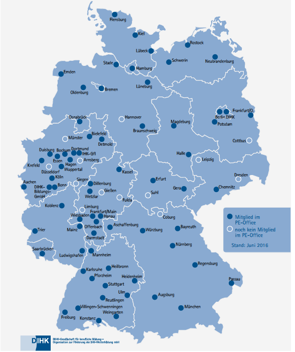 IHK-AHK-DIHK-Organisation Die Industrie- und Handelskammern (IHKs) 79 in ganz Deutschland Der Deutsche Industrie- und Handelskammertag e.v.