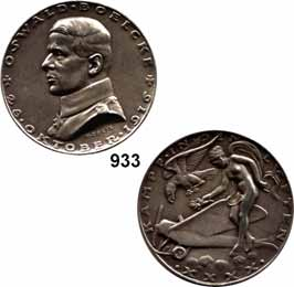 ...Mattiert, vorzüglich - prägefrisch 80,- 934 Silbermedaille 1918 Rittmeister Manfred Freiherr von Richthofen Kienast 288. 36,7 mm. 19,48 g. Rand: BAYER. HAUPTMÜNZAMT. FEINSILBER.