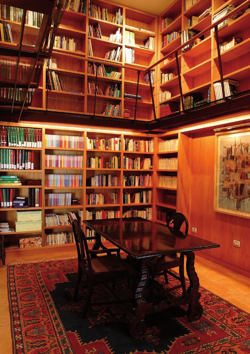 PRIVATE LIBRARY, Spain