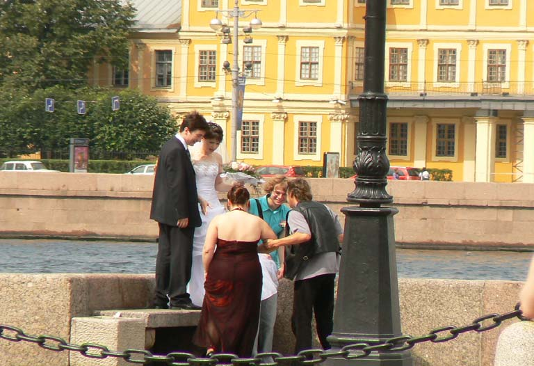 Kultur- und Studienreise nach St. Petersburg Seite 3 Hochzeit im Stadtzentrum von St.