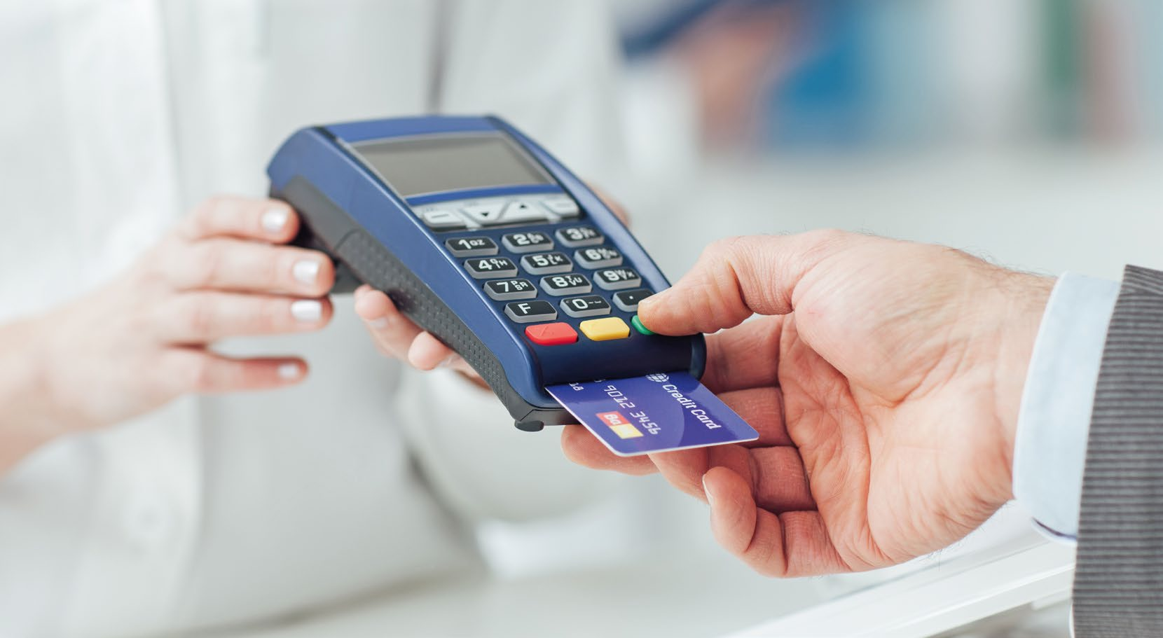 Zahlungsvorgänge vor Ort EC- und Kreditkartenzahlung Die bequeme Zahlung per EC- oder Kreditkarte ist in vielen Bereichen heute selbstverständlich.