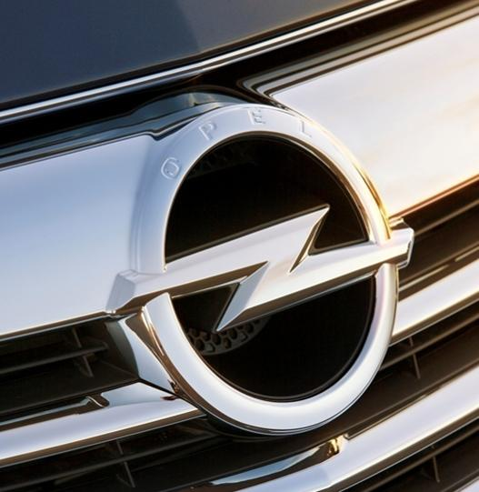 Künftige Ausrichtung des Opel Netzes Opel unterstützt die Position des VDA Freistellung über Schirm-GVO statt sektoraler GVO Sicherung der Händlerrechte über Zusatzvereinbarungen Gemeinsame Umsetzung