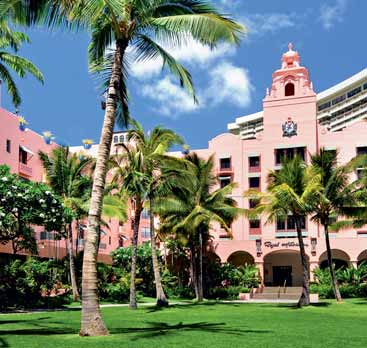 OAHU HAWAII 187 The Royal Hawaiian, a Luxury Collection Resort **** ( * ) Waikiki Beach, 528 Zimmer Charakter Das geschichtsträchtige Luxushotel, auch Pink Palace genannt, bietet eine wunderbare