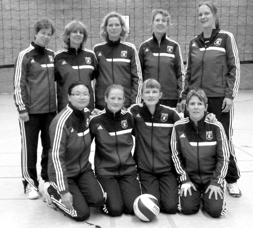 Volleyball Damen Damen Volleyball-Spielgemeinschaft TV Fechingen und ATSV Saarbrücken oben v.l.n.r.: Ulla Seul (ATSV), Astrid Oberhauser (TVF), Marion Groß (ATSV), Heike Rupp (ATSV), Katrin Haupenthal (ATSV) unten v.