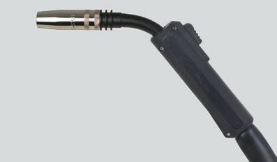 Antrieb. Auch trennbare Ausführungen und 360 drehbare Pistolenköpfe sind bei den gasgekühlten DINSE BLACKline Serien erhältlich.