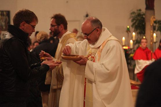 Anschließend feierte Bischof Voderholzer einen Festgottesdienst