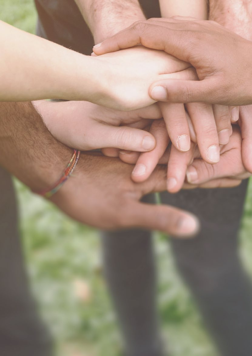 4 Wir als Arbeitgeber Das macht uns besonders Wir schätzen den Menschen und seine Möglichkeiten. Denn unser Erfolg lebt vom Engagement und von den Fähigkeiten jedes einzelnen.