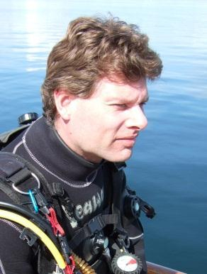 Neues zur Unterwasser-Archäologie Seit Mai 2004 finden jährlich mehrere Spezialkurse zum Denkmalgerechten Tauchen statt.