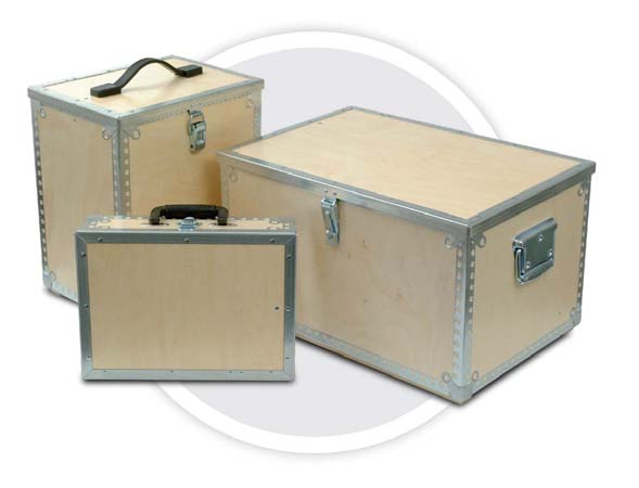 PlyPak Koffer und Boxen aus