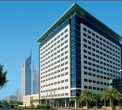 Lage: direkt auf dem Messegelände Preis Einzelzimmer Standard ab 137,00 Preis Doppelzimmer ab 159,00 Hotel Arabian Park *** In Bur Dubai gelegen bietet das Arabian Park seinen Gästen ein