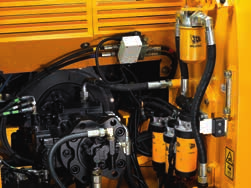 A 1 Der neue JCB Ecomax 444 erfüllt die strengen Abgasnormen der Stufe 3b ( 4i ) ohne Dieselpartikelfilter oder AdBlue Technik.