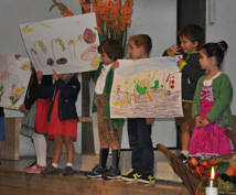 Der erste Auftritt in der Pfarrgemeinde war für unsere Kindergarten- und Krippenkinder die Mitgestaltung am Erntedankgottesdienst.