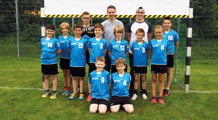 Gemischte E1-Jugend 6+1-2016/17 Hinten v.l.