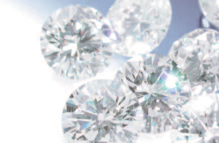 COLOUR - CLARITY - CUT - CARAT Magisches Funkeln Der Diamant Er ist der härteste Stoff aus der Natur, er besitzt ein unvergleichliches Funkeln, ist der Inbegriff von Kostbarkeit und