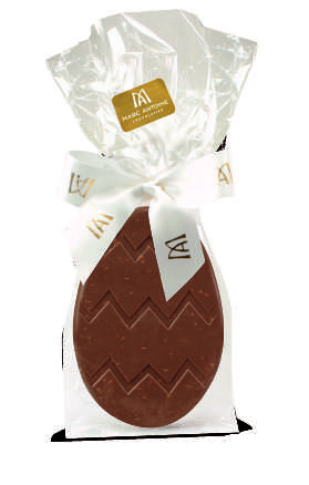 5 pralines made from milk (at least 36%cocoa), bittersweet (at least 52% cocoa) and white chocolate. 10 Stk. / Kt. 60 g / Stk.