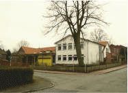 Martinusschule Bismarckstraße 1, 9 Bramsche Foto: Stadt Bramsche Herr Heeger Telefon: 1/33 Fax: 1/889 E-Mail: martinusschule.bramsche@t-online.