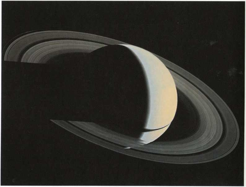 Der Saturn Die Saturnringe aus 1,5 Mio. km Entfernung von Voyager 1 aufgenommen.