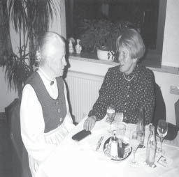 Treffen 2000 - Frau Preuß im Gespräch