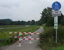 Der Milseburgradweg darf auch von Fußgängern und Inlineskatern, für die sich der Weg gut eignet, da der Asphalt nicht zu rau ist, genutzt werden.