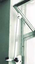 erforderlichen Längen und Tiefen, mit oder ohne Stehbord erhältlich Kunststoff-Fenster in Isolierverglasung, Farbe braun 1-flügliges Kippfenster, Arretierung der Fensterstellungen mittels in Scheren