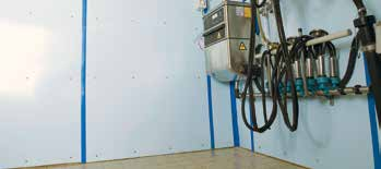 DeLaval Wandschutzplatten WPP Für eine neue, freundliche Arbeitsatmosphäre Wände in Melkständen, Milchkammern, Lagerräumen und dem Stall können sich durch die