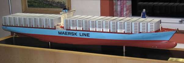 Die Emma Maersk war keine Einzelanfertigung, sondern das erste Schiff eines neuen Schiffstyps der Reederei Maersk Line. Es wurden 8 Schiffe gefertigt.