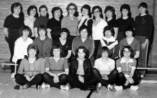 Vordere Reihe von links: Maria Henle, Angelika Heinrich, Irmgard Henle, Silvia Koglin, Hildegard Baumann, Marieluise Forner. 1980 Frauengymnastikgruppe.