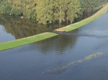 Bitterfeld Abbildung 12 Deichschlitzung bei Gorsdorf, LK Wittenberg