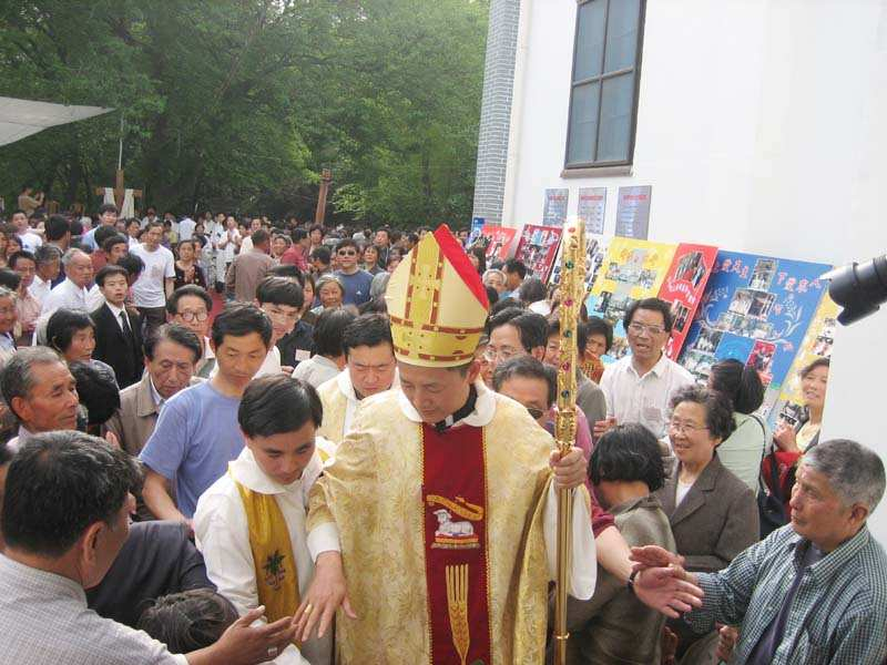 nen Teil der katholischen Kirche Chinas mindestens 85% der Bischöfe vom Papst anerkannt. Aufgrund dieser besonderen und komplexen Situation schrieb Papst Benedikt XVI. am 27.