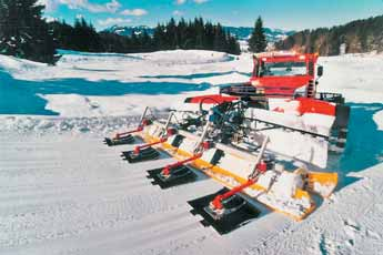INTERNATIONALE SEILBAHNRUNDSCHAU 1/2009 57 PISTE Optimale Spuren für Weltmeister Die Kässbohrer Geländefahrzeug AG ist offizieller Ausrüster der Nordischen Ski-WM 2009 in Liberec,Tschechien, und wird