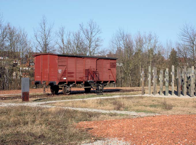 Heilbronn und Karlsruhe teilweise bis nach Eutingen im Gäu (bei Horb) über Rastatt, Gernsbach und Freudenstadt.