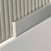 Belagsabschlüsse für Wand- und Bodenbereiche Blanke DEKOLINE Blanke DEKOLINE ist ein neuartiges Bordürenprofil, mit dem sich optisch ansprechende Wandbeläge gestalten lassen.