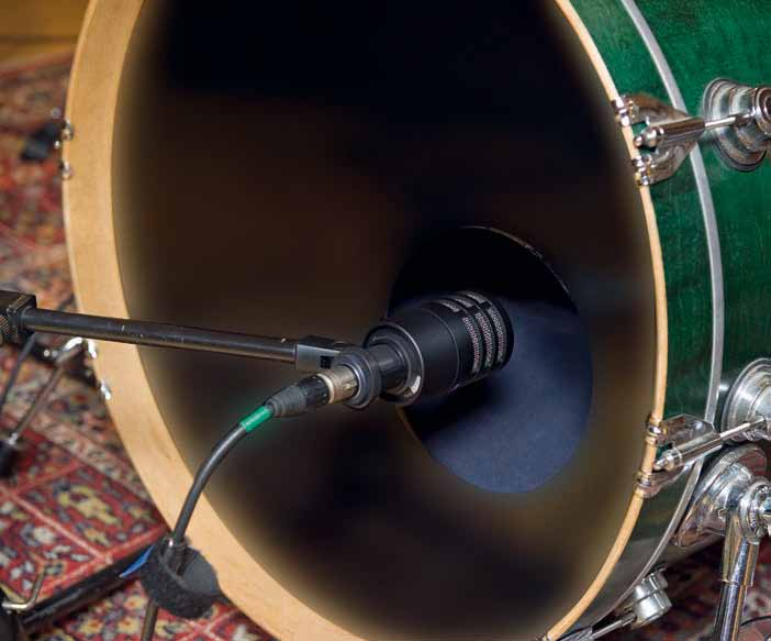 Übersicht Sound Features 28 GB Drumsounds in 24 Bit Bassdrum in mehreren Größen und Durchmessern und diversen Beatern (Schlägeln) Snaredrums in verschiedenen Durchmessern und Tiefen sowie Materialien