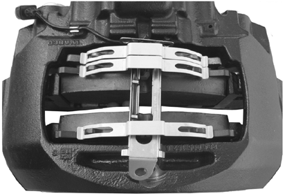 Erneuern der Bremsbeläge MAXX TM 17 37,19,36 Befestigen Sie den Kabelausgang an einem neuen Kabelclip (41).