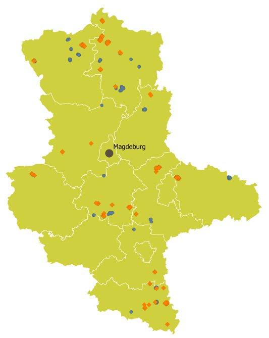 Sachsen-Anhalt Windenergie an Land Nabenhöhe Rotor Genehmigungen 104 304,5 130 115 Inbetriebnahmen 2016 98 271,5 124 109 Bestand (31.12.2016)* 2.804 4.