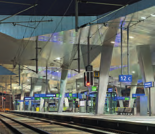 // Stationshalte im Reiseverkehr Im Rahmen der Trassenbestellung können EVU Stationshalte für Personenverkehrszüge in unseren 1.100 Bahnhöfen und Haltestellen buchen.